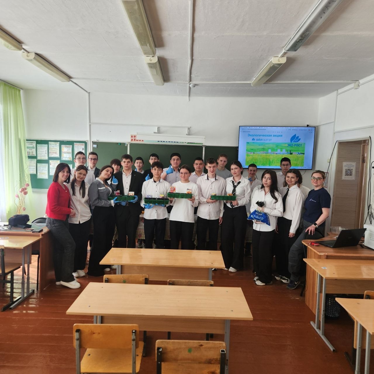 Ростки будущего: как команда предприятия вместе со школьниками создают эко-историю