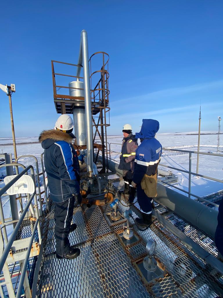 «Ойлгазтэт» включился в работу по сдерживанию весеннего паводка в Оренбуржье