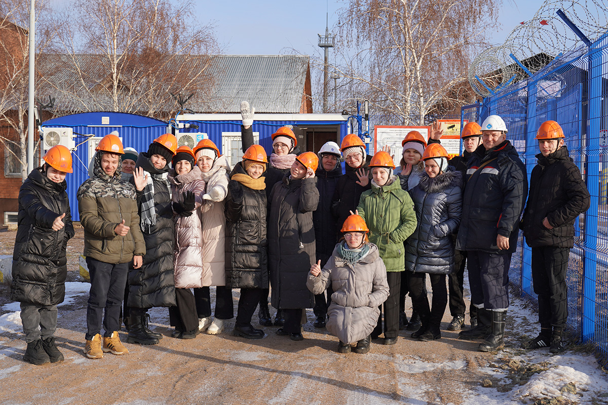 Взгляд в будущее. Нефтедобывающая компания «Ойлгазтэт» знакомит школьников с профессиями современной нефтегазовой отрасли